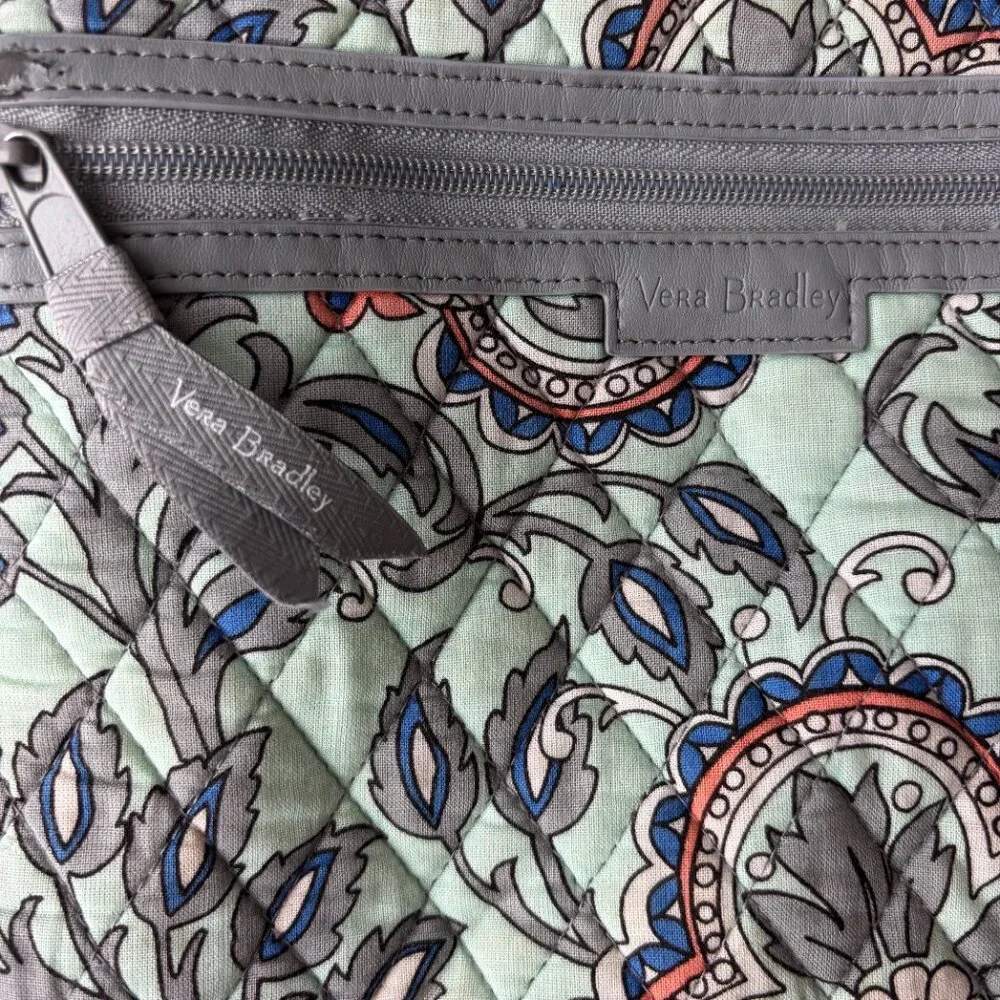 Vera BradleyTrimmed Crossbody Purse Bag in Fan Flowers